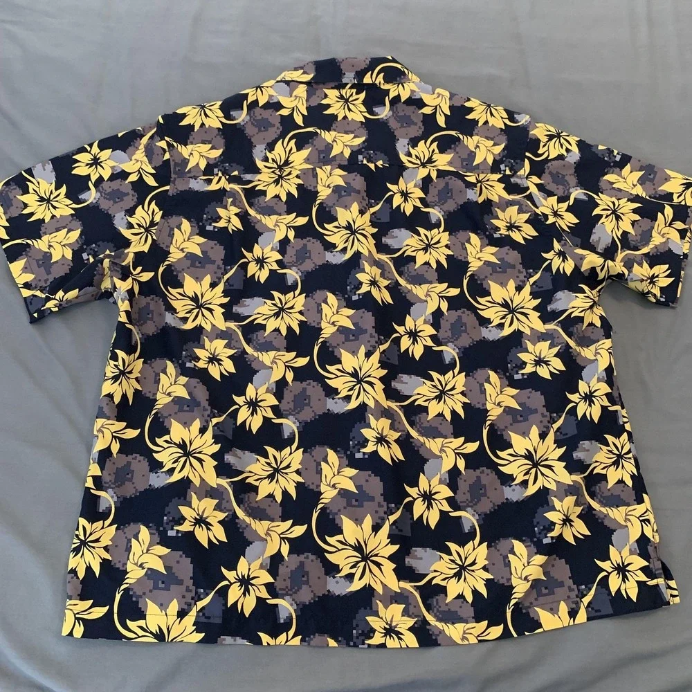Canyon River Blues Shirt Mens XL Blue Hawaiian Floral Short Sleeve Button Beach - Picture 6 of 7